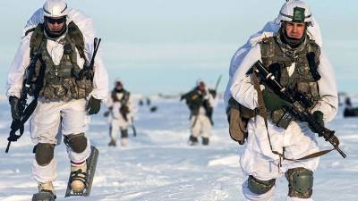 США увеличивают военную активность в Арктике, прикрываясь несуществующими угрозами