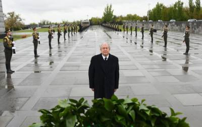 Президент Армении посмертно наградил армянских военнослужащих, погибших в Тавуше