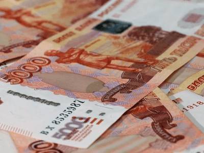 С 15 июля россиянам могут начислить две выплаты на сумму более 21 тысячи рублей