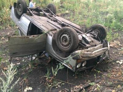 В опрокинувшейся в Воронежской области машине с пьяным водителем погиб пассажир