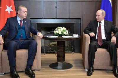 Путин и Эрдоган обсуждали возобновление авиасообщения, заявили в Кремле