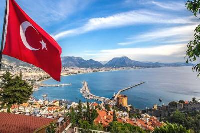 Турция и Россия возобновляют авиасообщение с 15 июля