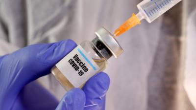 В США заявили о готовности первой вакцины от COVID-19
