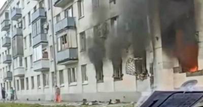 Названы версии взрыва в жилом доме в Петербурге