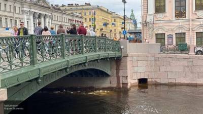Директор "Мостотреста" рассказал о сложностях во время реставрации Зеленого моста
