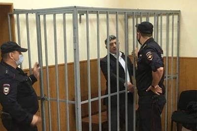 Орудовавшего в центре Москвы серийного отравителя взяли под стражу