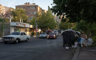 В Ереване украли мусорные баки мэрии – полиция нашла виновных
