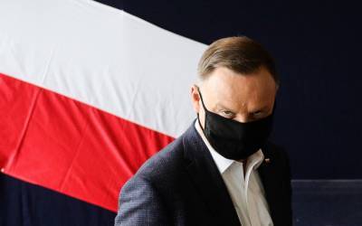 Переизбранный президент Польши пожаловался пранкерам на Украину