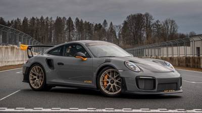 Фирма Porsche представила инновационные поршни