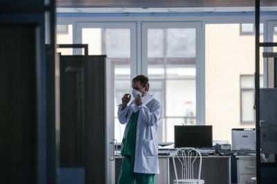 Более 100 штаммов коронавируса выделили российские ученые
