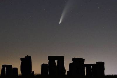 Мимо Земли пролетает комета Neowise: Лучшие фотографии из разных уголков мира - vkcyprus.com