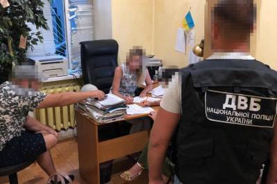 В Одессе полицейского заподозрили в изнасиловании несовершеннолетней