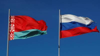 Минздрав Белоруссии исключил Россию из списка опасных из-за COVID-19 стран