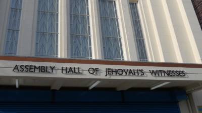Эксперты призвали ввести против экстремистов из «Свидетелей Иеговы» жесткие штрафы