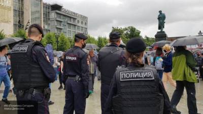 СМИ сообщили о задержании 20 участников несанкционированной акции в Москве