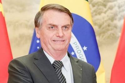 Президент Бразилии Болсонару получил второй положительный тест на COVID-19