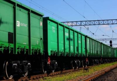 Правительство постановило запретить ввоз в Украину вагонов из РФ