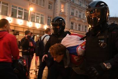 Полиция назвала число задержанных на акции в центре Москвы
