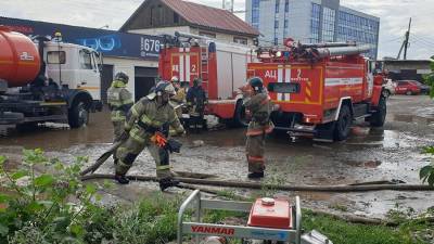 В Иркутске эвакуировали жителей подтопленных домов