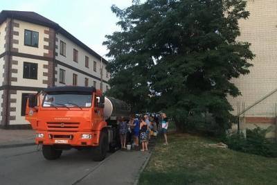 Около 30 тысяч жителей Школьного микрорайона Краснодара остались без воды из-за попавших в скважину осадков