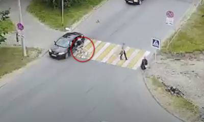 В Петрозаводске велосипедист врезался в автомобиль