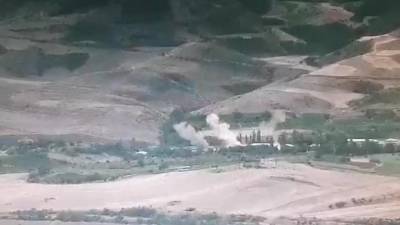 Армения обнародовала видеокадры удара Азербайджана по армянскому селу