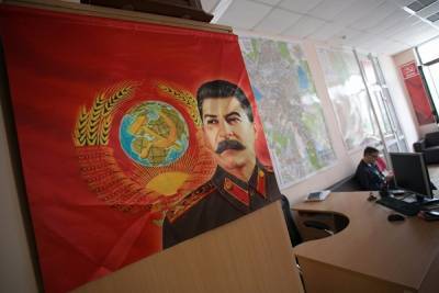 Россия отказалась от участия в немецкой выставке из-за позиции по Сталину и тайной полиции