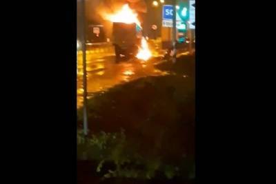 На трассе в Тверской области в горящей машине погиб водитель