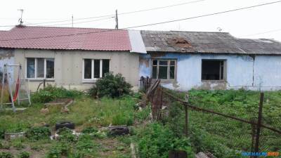 Жительница села Успенского с 2014 года пытается переехать из аварийного дома