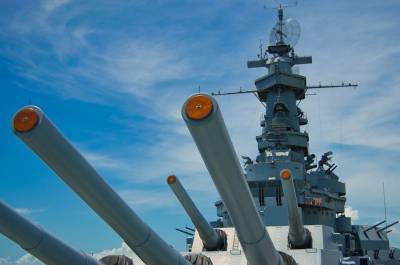 Корабли России организовали артиллерийские стрельбы в Японском море
