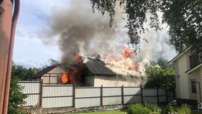 Пожар в частном доме Выборгского района унёс жизнь одному человеку