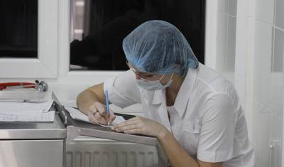 Профессия врача стала самой востребованной в России на фоне пандемии