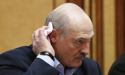 Президент Белоруссии заявил о подтверждении своей теории о том, что от коронавируса «вылечит трактор»