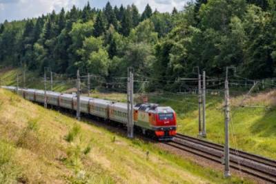 Поезд из Белгорода в Петербург снова задерживается из-за схода вагонов