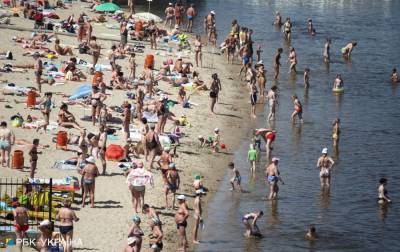 В Киеве разрешили купаться на 9 пляжах: список