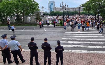 В Хабаровске люди вновь вышли на улицы в поддержку арестованного губернатора