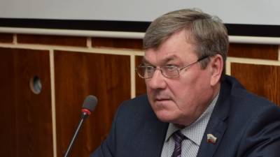 Шадринские депутаты отправили в отставку спикера городской думы