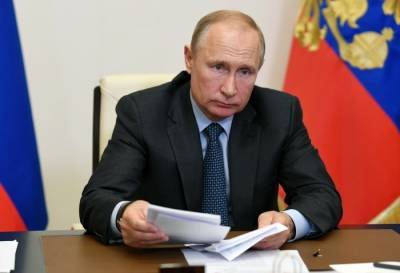 Путин считает успешными меры поддержки экономики и граждан в период пандемии