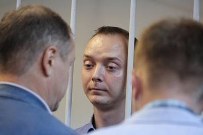 Адвокаты обвиняемого в госизмене Сафронова рассказали о слежке ФСБ