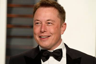 Илон Маск впервые попал в топ-10 миллиардеров по версии Forbes