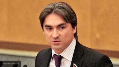 Депутат ГД Свинцов призвал повышать уровень безопасности соцсетей ради пользователей