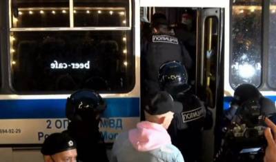 62 задержанных на несогласованной акции в Москве были привлечены к ответственности