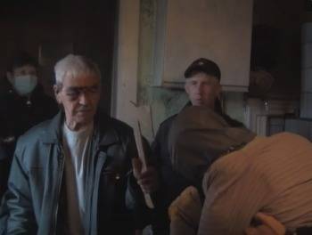 В Вологодской области пенсионер насмерть зарубил односельчан (ВИДЕО)