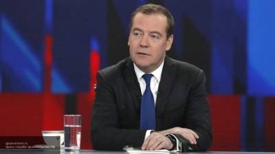 Медведев заверил, что "Северный поток — 2" достроят вопреки санкциям