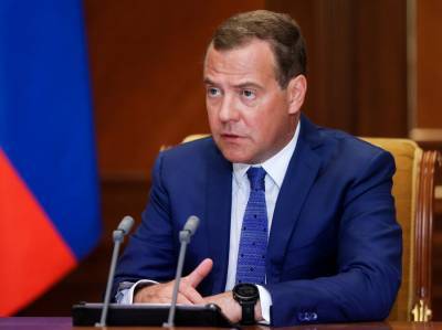 Медведев прокомментировал угрозы США в адрес "Северного потока – 2"