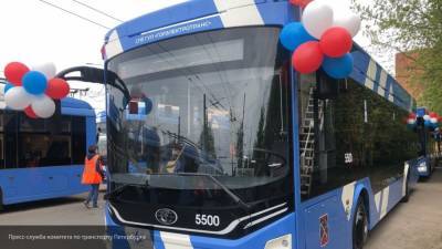 Росгвардия взяла на себя контроль за порядком в трамваях и троллейбусах Петербурга
