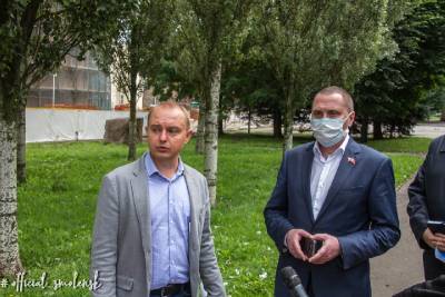 Подрядчик пообещал благоустроить скверы Смоленска раньше оговоренного срока