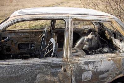 В Новосибирске сгорел автомобиль