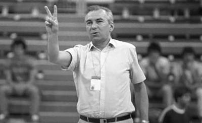 Скончался советский баскетбольный тренер Владимир Обухов