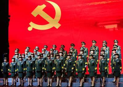США хотят закрыть въезд всем члена Коммунистической партии Китая